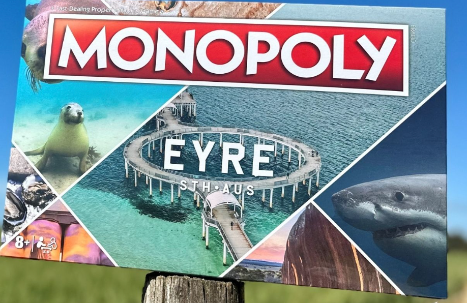 EYRE-MONOPLUBOARD-GAME